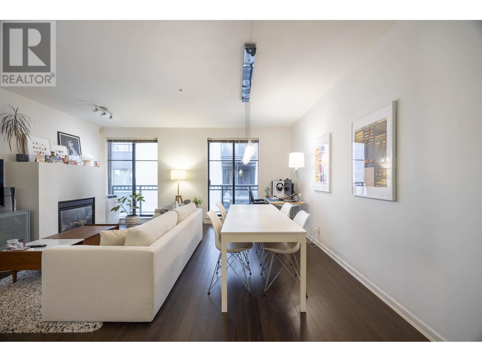 302 2065 W 12th Avenue, Vancouver, British Columbia  V6J 5L9 - Photo 5 - R2953824