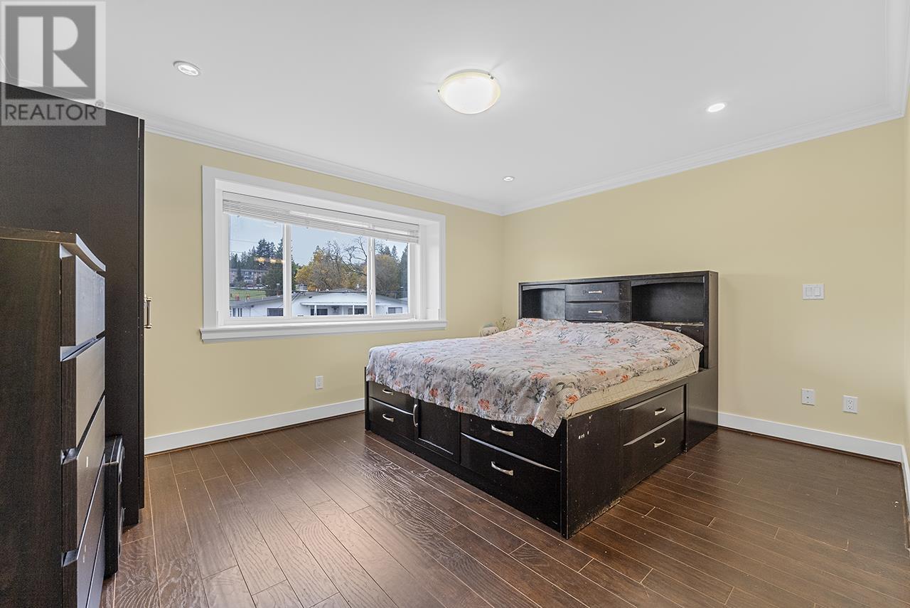 Listing Picture 9 of 31 : 305 STRATFORD AVENUE, Burnaby / 本拿比 - 魯藝地產 Yvonne Lu Group - MLS Medallion Club Member