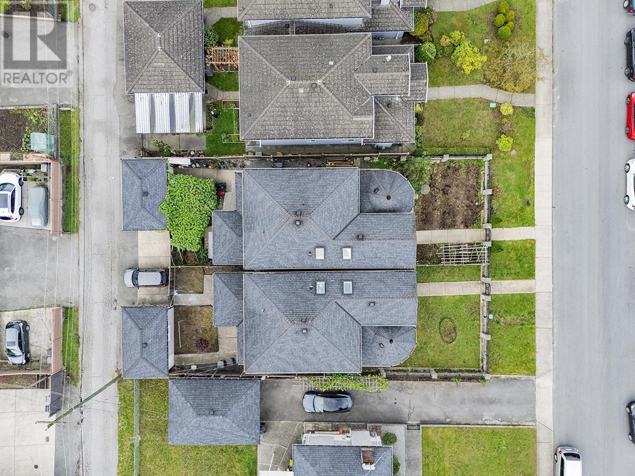 Listing Picture 23 of 31 : 305 STRATFORD AVENUE, Burnaby / 本拿比 - 魯藝地產 Yvonne Lu Group - MLS Medallion Club Member