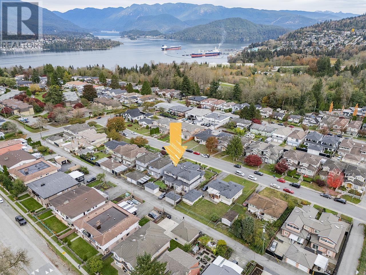 Listing Picture 25 of 31 : 305 STRATFORD AVENUE, Burnaby / 本拿比 - 魯藝地產 Yvonne Lu Group - MLS Medallion Club Member