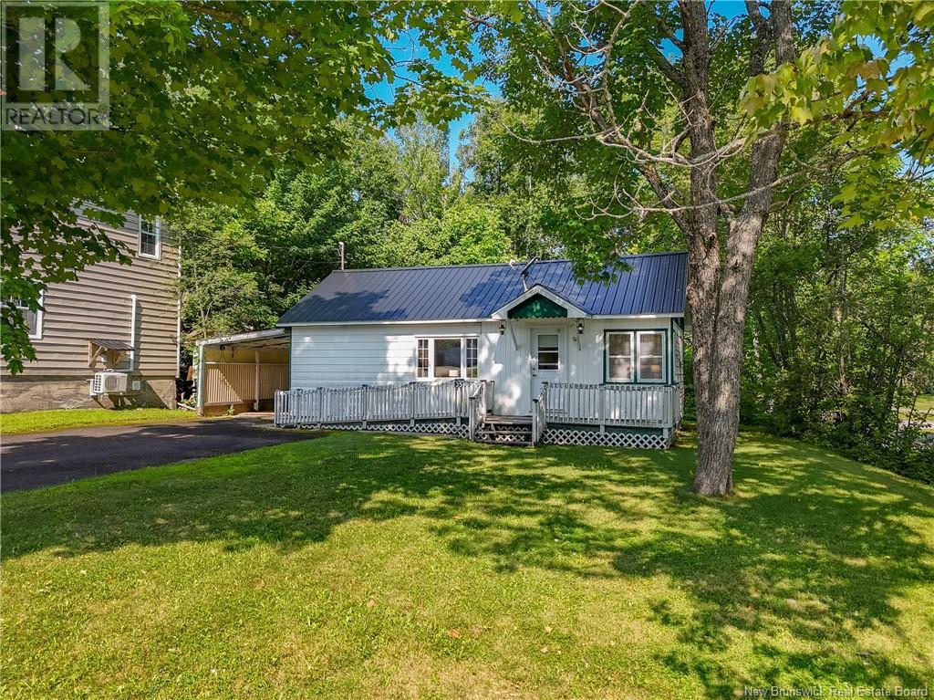 35 First Avenue, McAdam, New Brunswick
