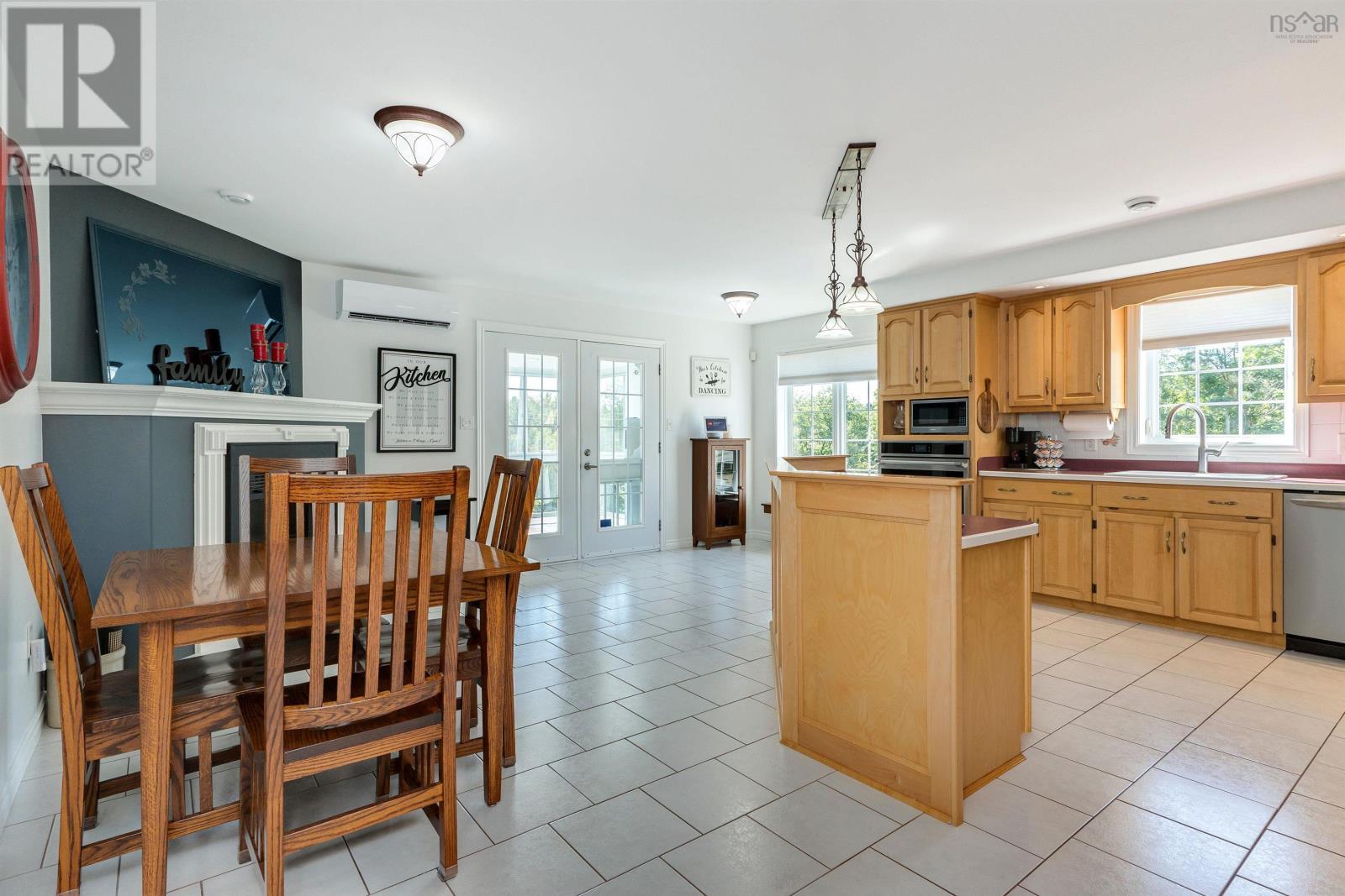 111 Highway 2, Enfield, Nova Scotia  B2T 1C8 - Photo 6 - 202500473