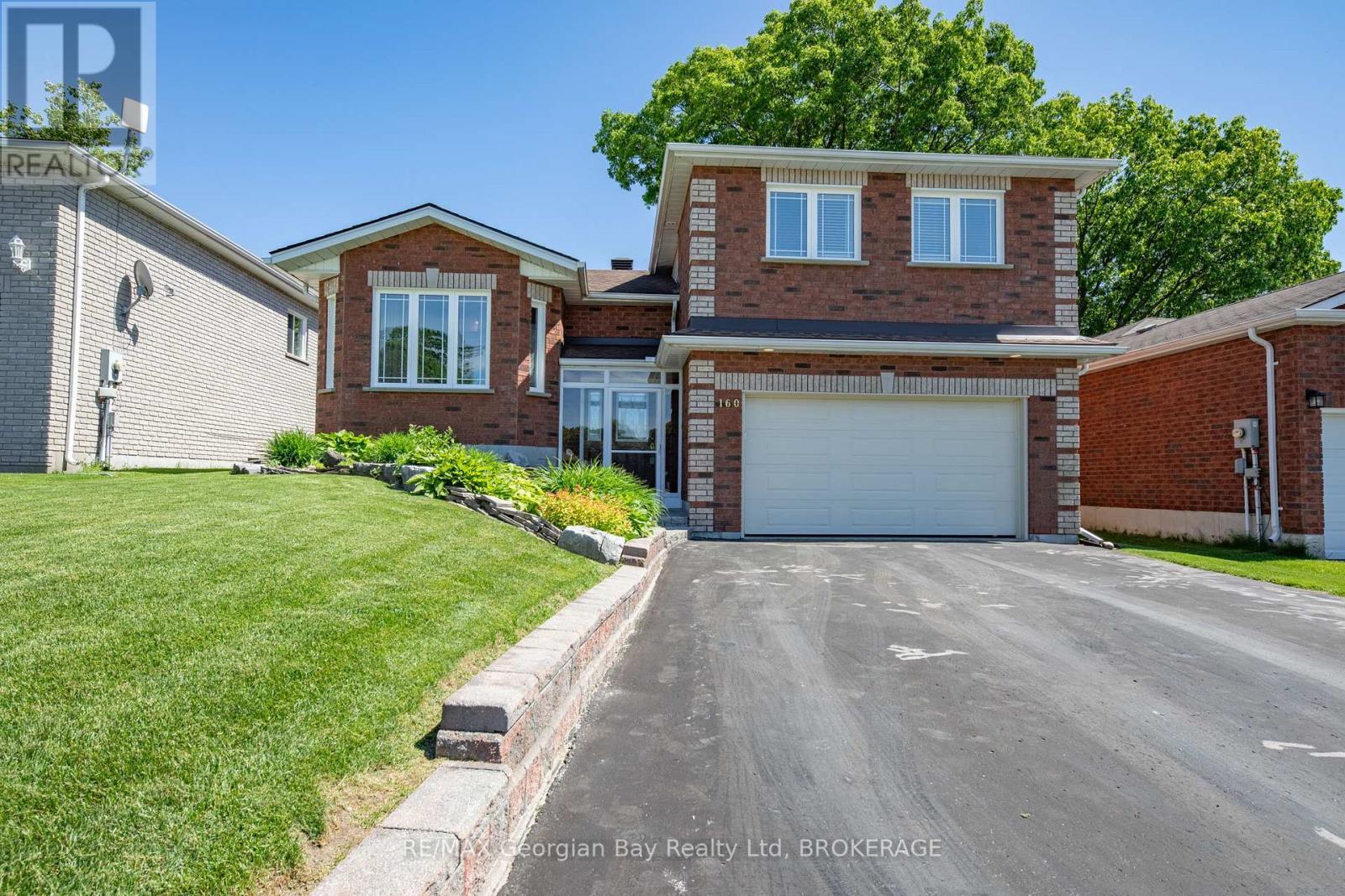 160 GRIFFIN STREET, midland, Ontario