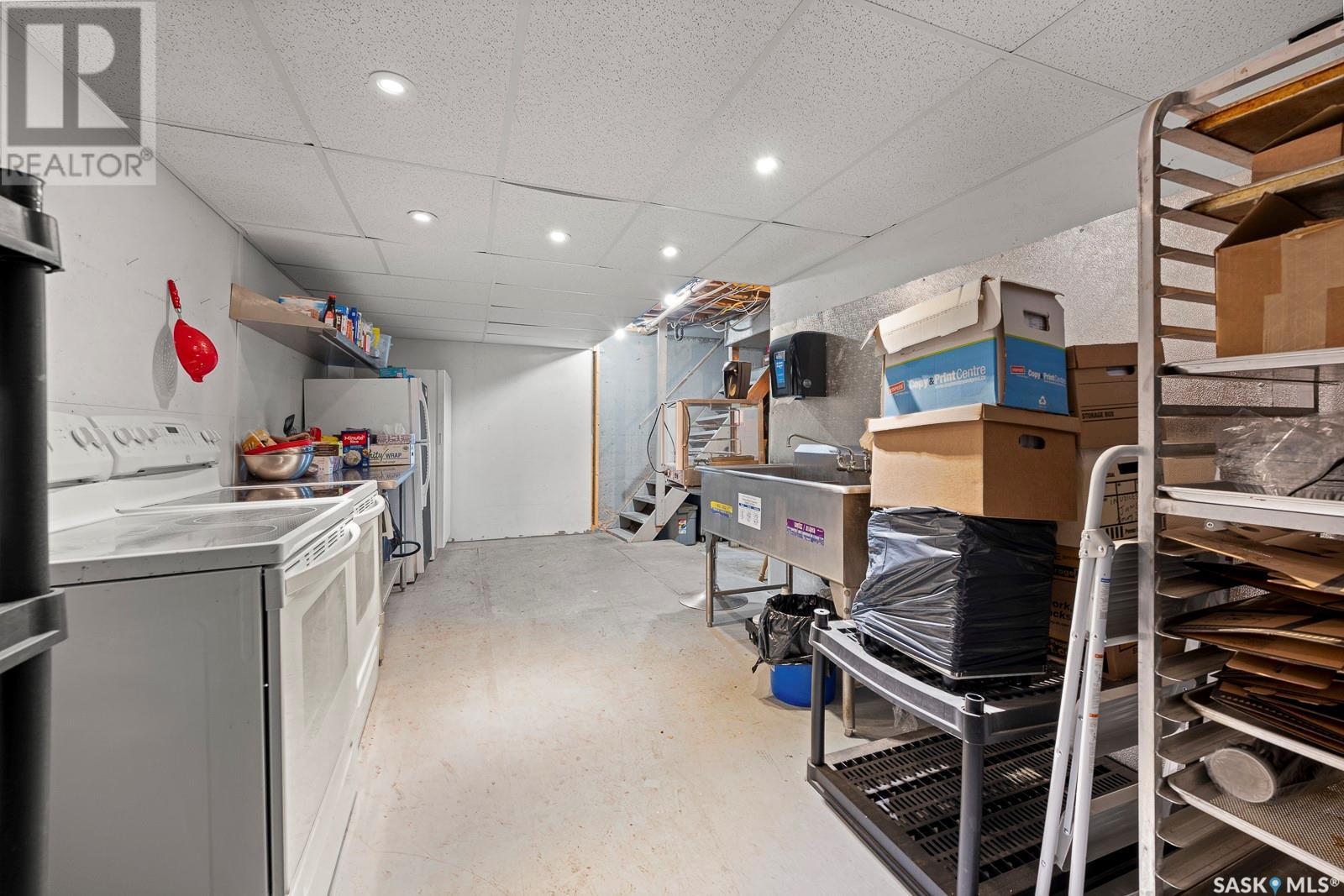 2610 13th Avenue, Regina, Saskatchewan  S4T 1N1 - Photo 15 - SK992458
