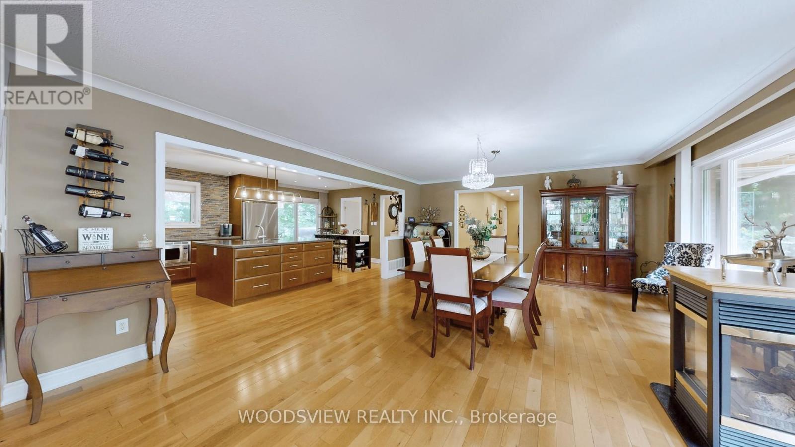 Property at 250 KINGSCROSS DRIVE image 5