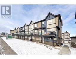 376 210 Avenue SW, calgary, Alberta