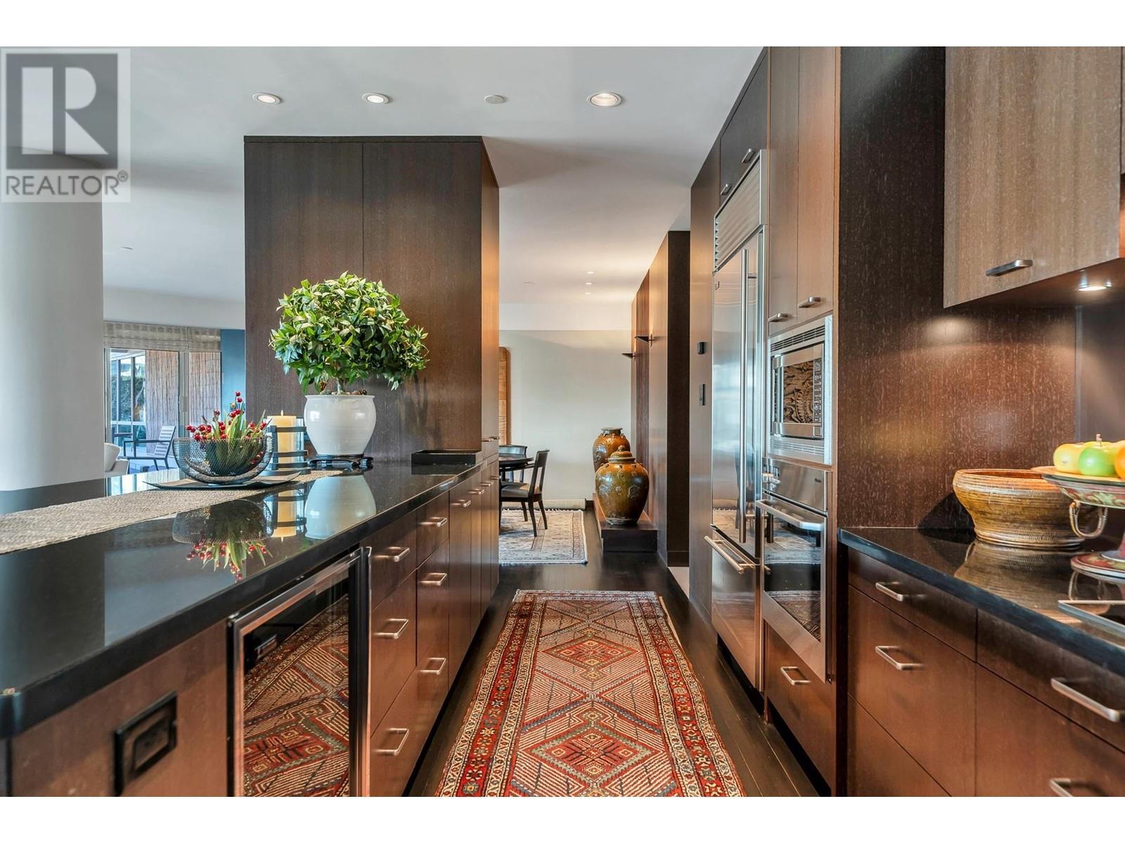 Listing Picture 12 of 40 : 902 1600 HORNBY STREET, Vancouver / 溫哥華 - 魯藝地產 Yvonne Lu Group - MLS Medallion Club Member