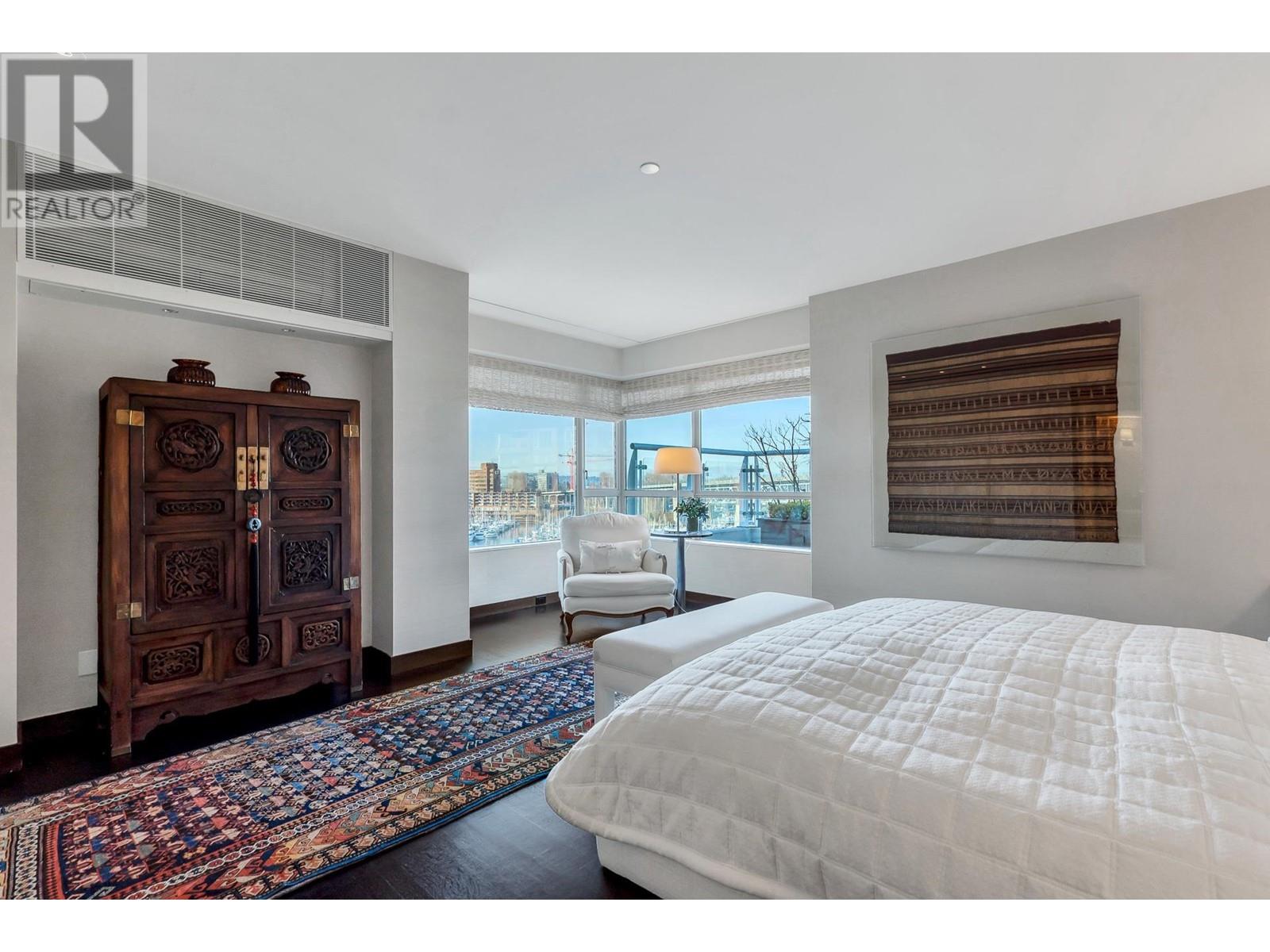 Listing Picture 25 of 40 : 902 1600 HORNBY STREET, Vancouver / 溫哥華 - 魯藝地產 Yvonne Lu Group - MLS Medallion Club Member
