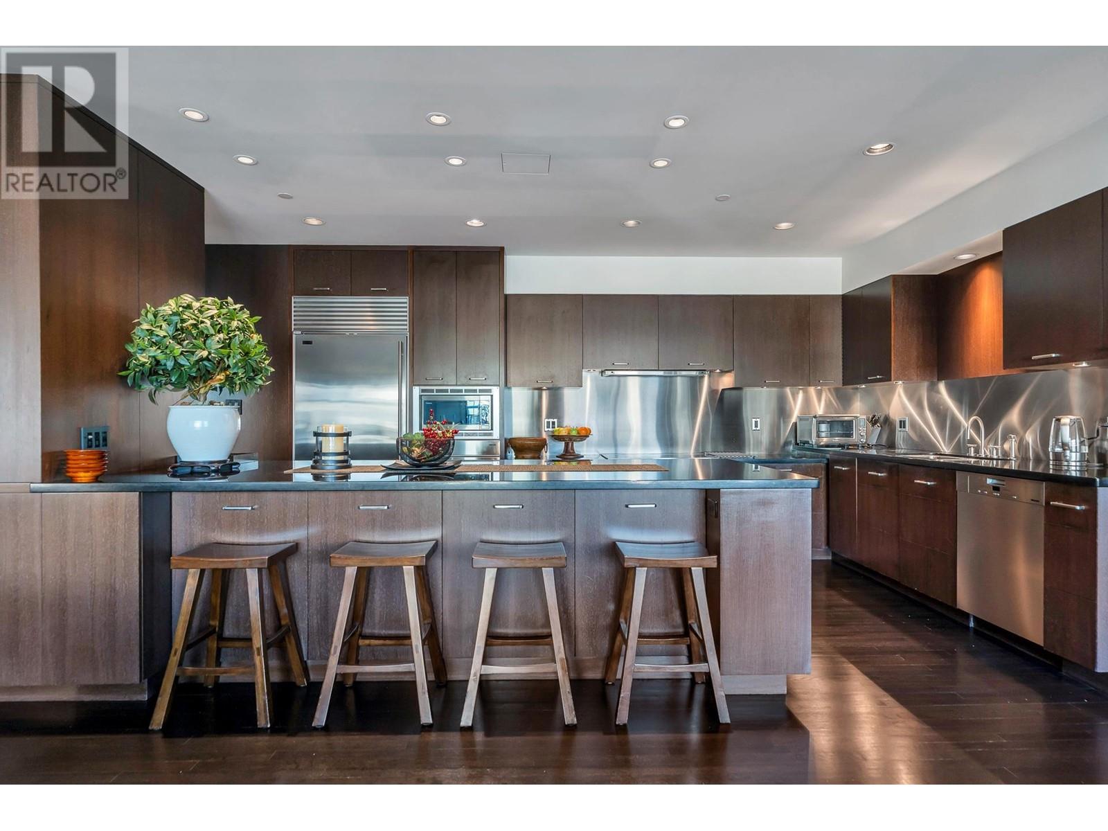 Listing Picture 10 of 40 : 902 1600 HORNBY STREET, Vancouver / 溫哥華 - 魯藝地產 Yvonne Lu Group - MLS Medallion Club Member