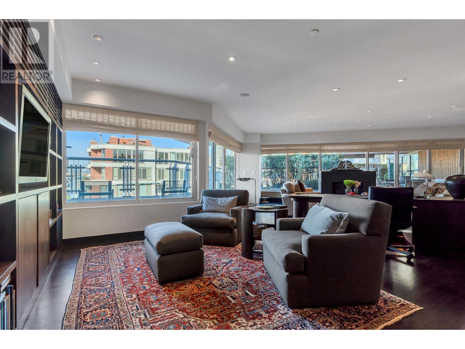 Listing Picture 13 of 40 : 902 1600 HORNBY STREET, Vancouver / 溫哥華 - 魯藝地產 Yvonne Lu Group - MLS Medallion Club Member
