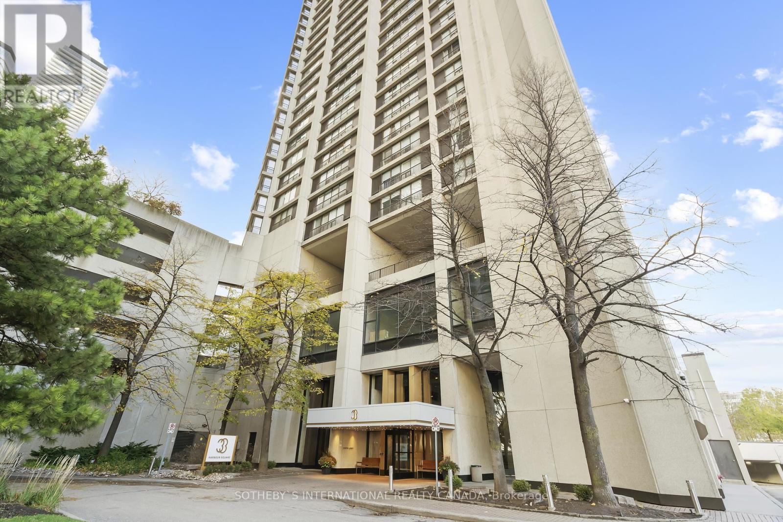 Property at 2208 - 33 HARBOUR SQUARE image 1