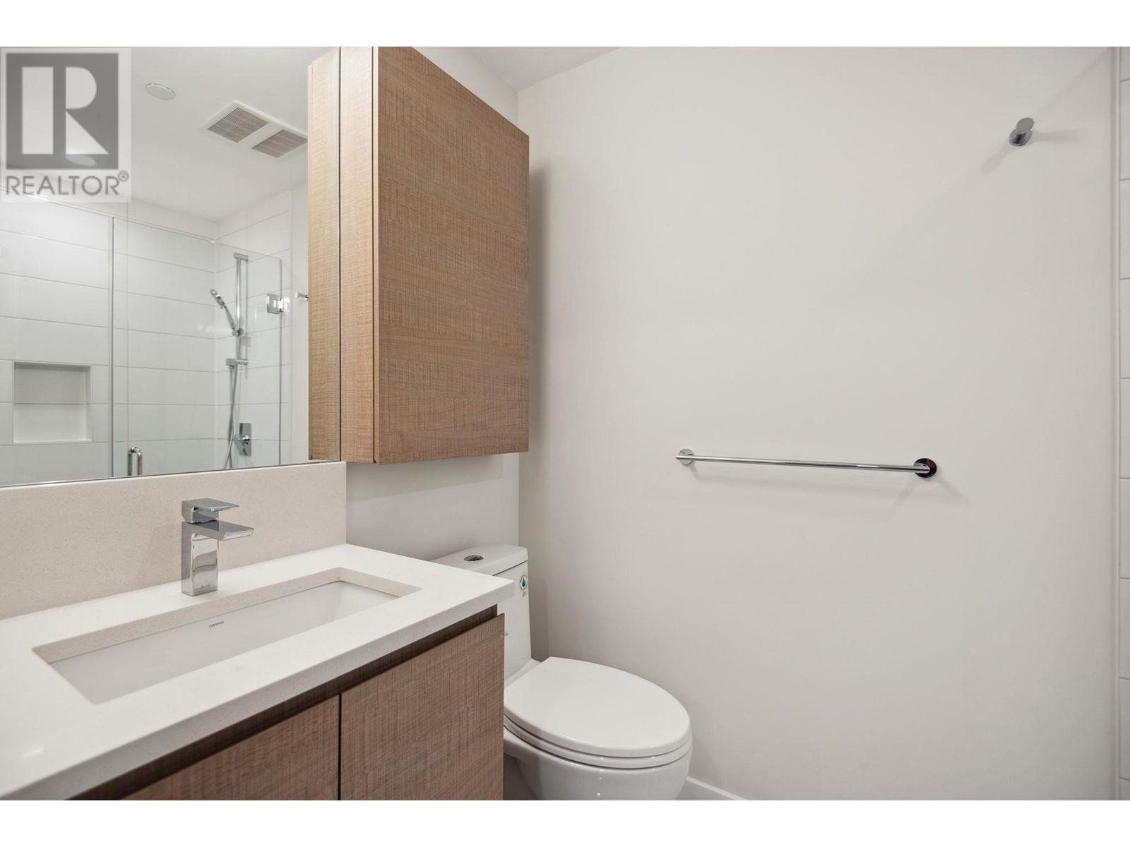 Listing Picture 10 of 32 : 1010 2108 GILMORE AVENUE, Burnaby / 本拿比 - 魯藝地產 Yvonne Lu Group - MLS Medallion Club Member