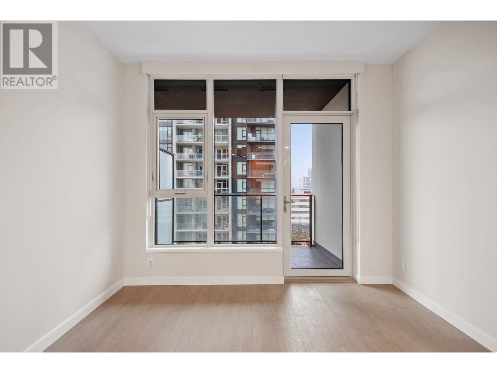 Listing Picture 2 of 32 : 1010 2108 GILMORE AVENUE, Burnaby / 本拿比 - 魯藝地產 Yvonne Lu Group - MLS Medallion Club Member