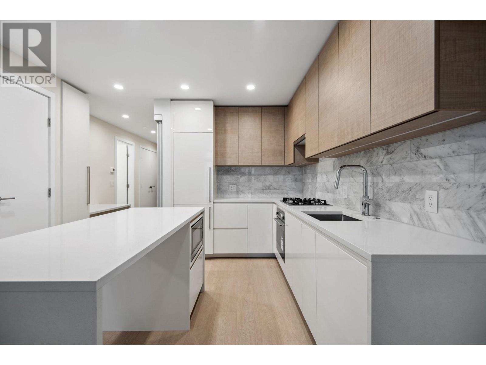 Listing Picture 5 of 32 : 1010 2108 GILMORE AVENUE, Burnaby / 本拿比 - 魯藝地產 Yvonne Lu Group - MLS Medallion Club Member