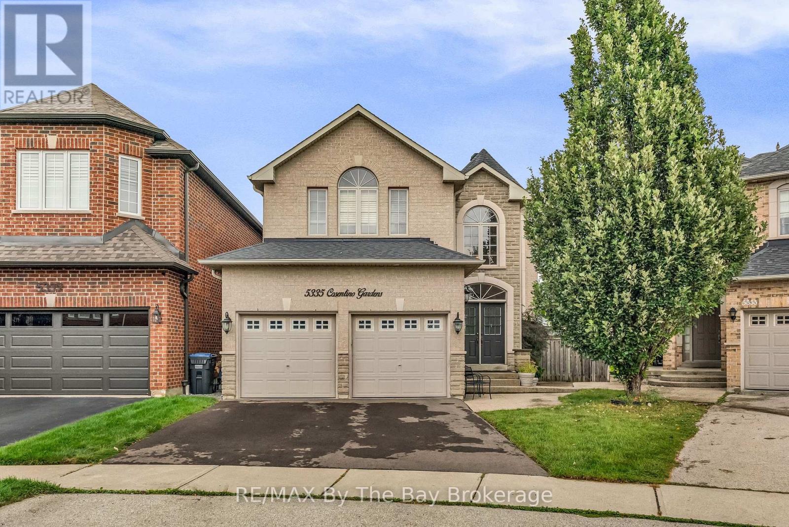 5335 COSENTINO GARDENS, Mississauga, Ontario