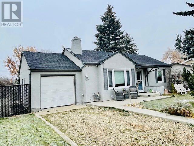 5710 54 Avenue, Lacombe, Alberta