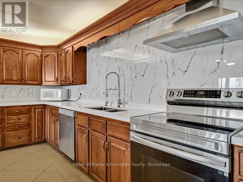 2250 Gilchrist Bay Road, Douro-Dummer, Ontario  K0L 2H0 - Photo 37 - X9416453