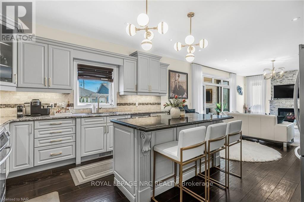 14 Tuscany Court, St. Catharines, Ontario  L2S 0E2 - Photo 11 - X9413813