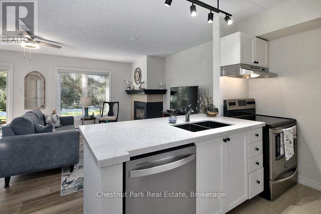 369 Mariners Way, Collingwood, Ontario  L9Y 5C7 - Photo 7 - S11915200