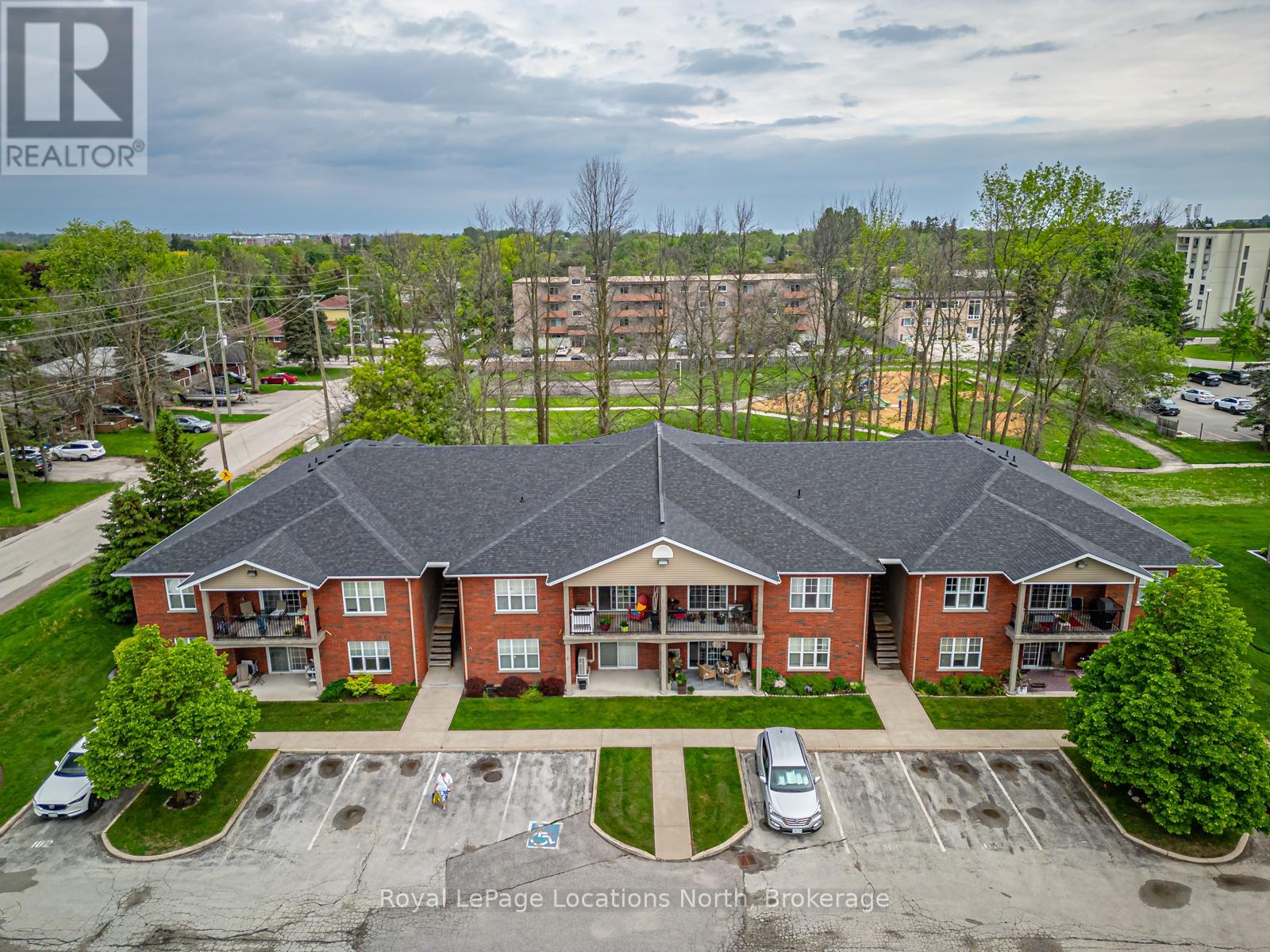 203 - 435 WALNUT STREET S, Collingwood, Ontario