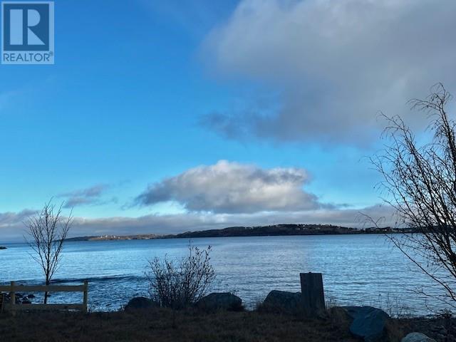 Property at 111 Coley's Point S image 4