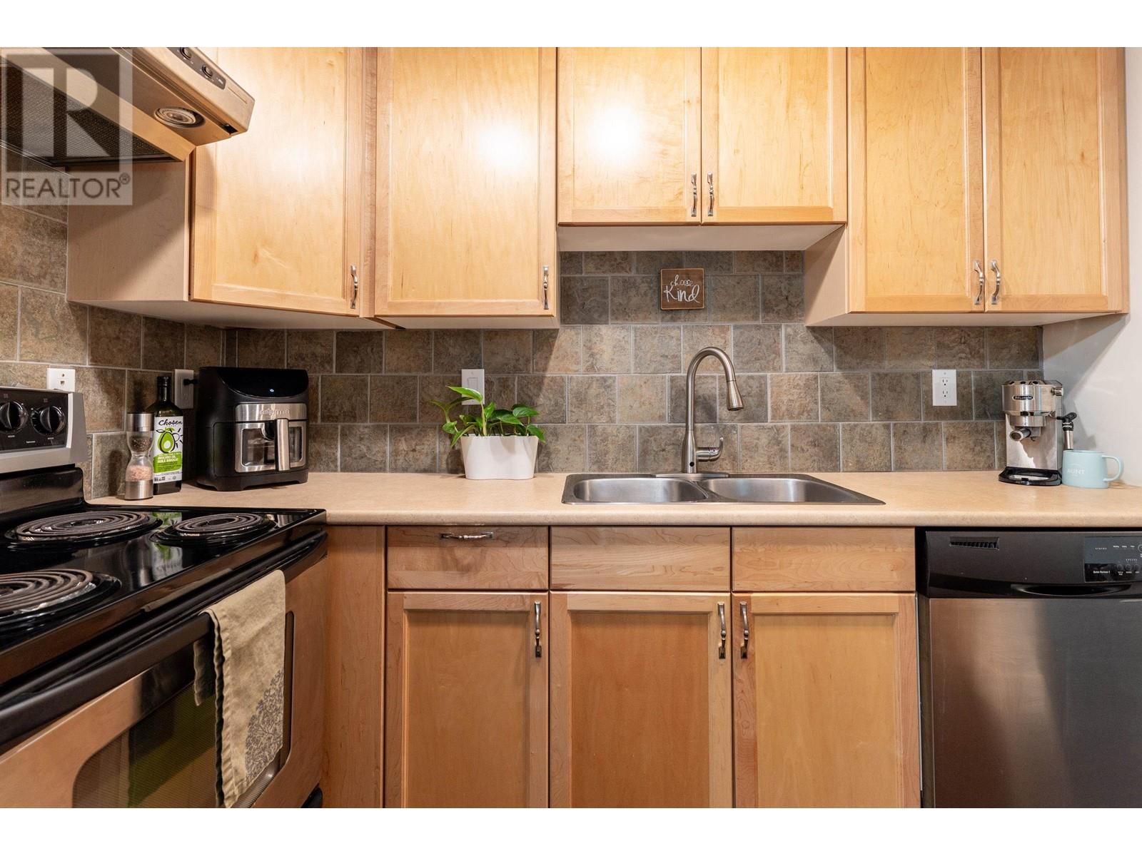 308 707 Hamilton Street, New Westminster, British Columbia  V3M 2M7 - Photo 11 - R2953959
