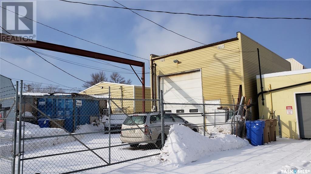 Property at 945 WINNIPEG STREET image