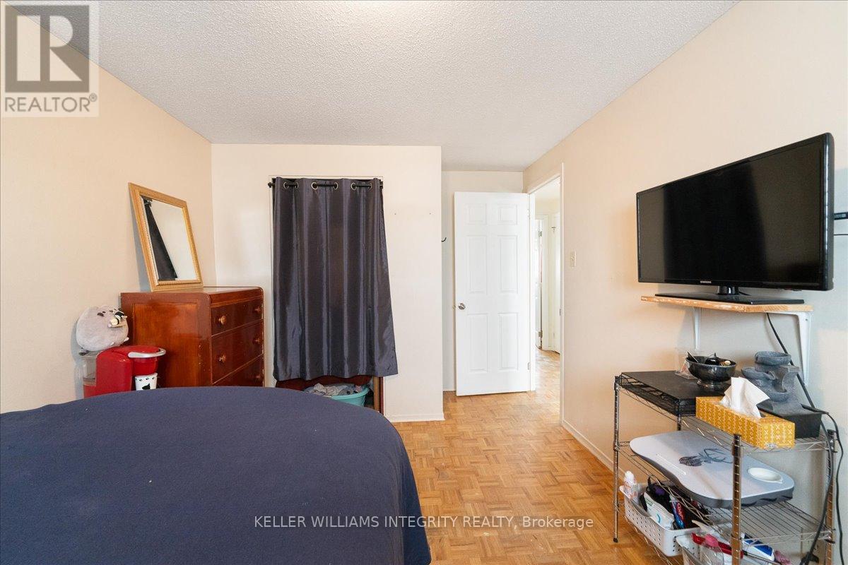 43 Valewood Crescent, Ottawa, Ontario  K1B 4G1 - Photo 23 - X11915322