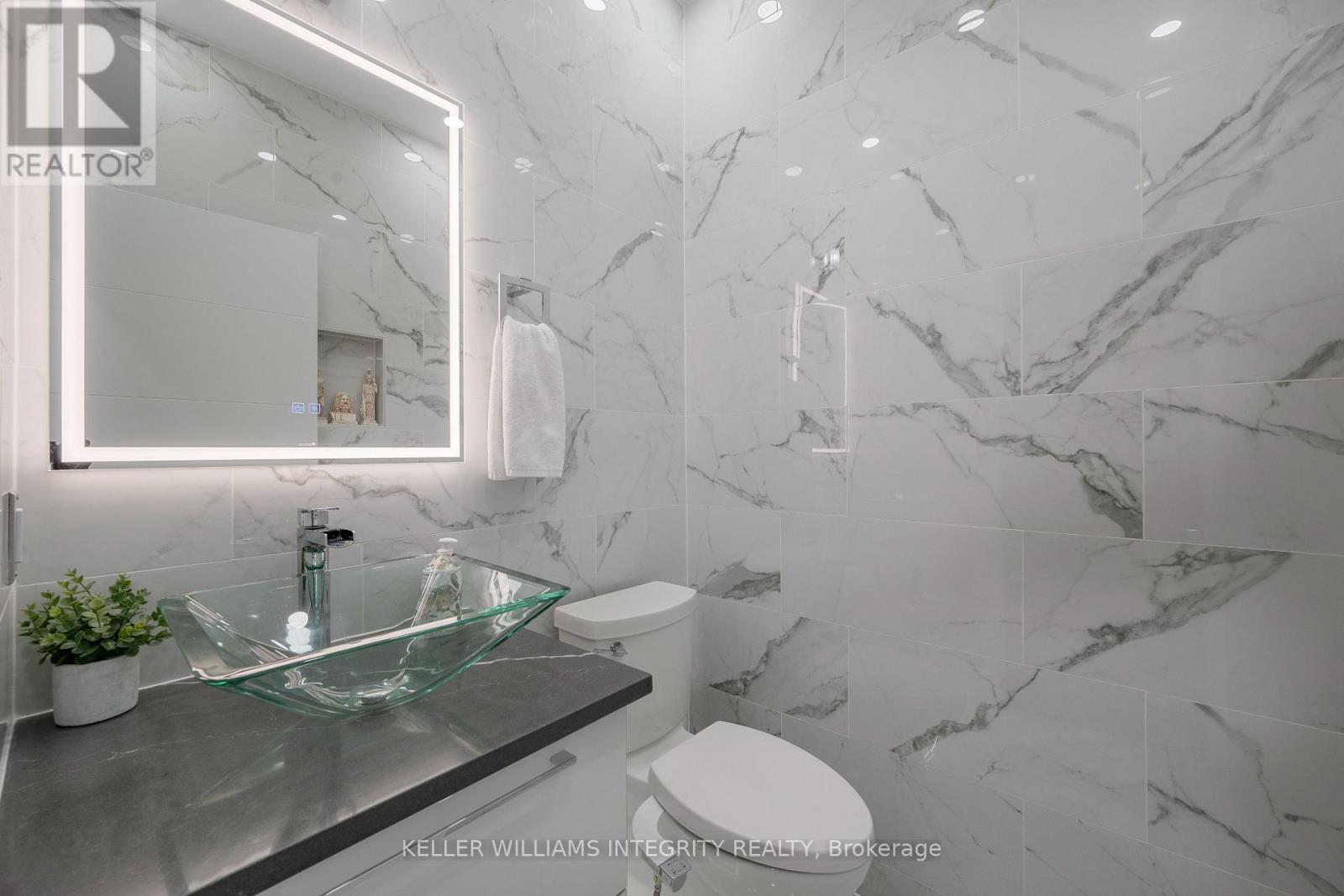 Property at 232 CONDADO CRESCENT image 3