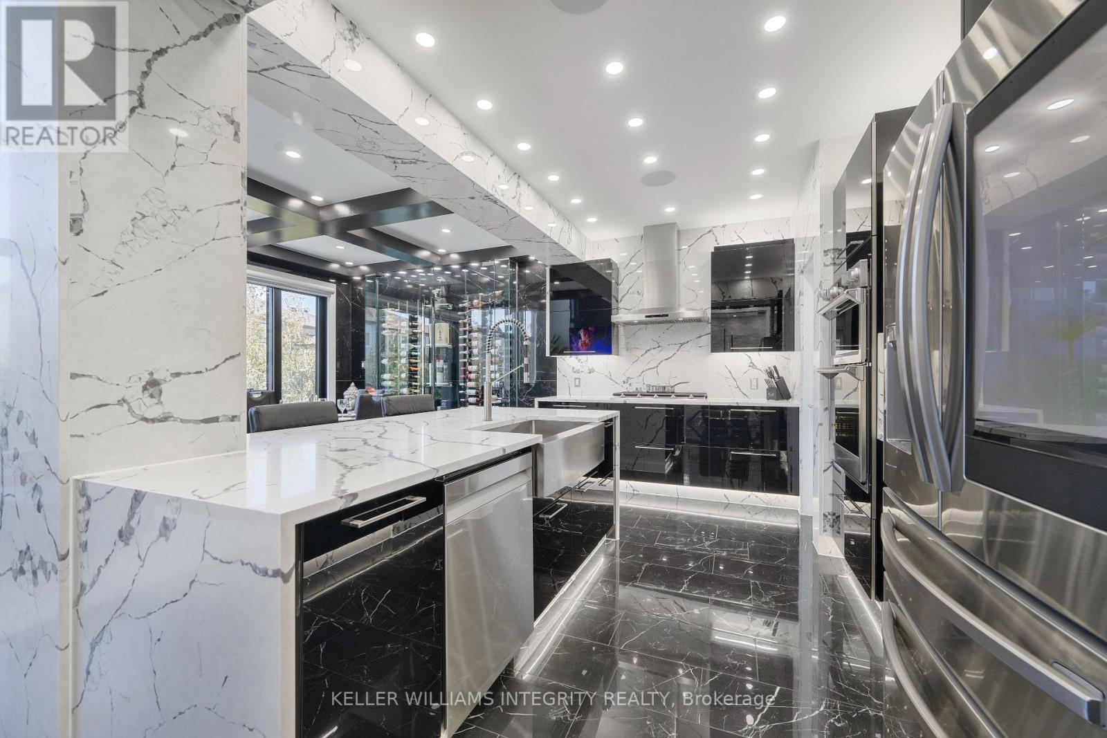 Property at 232 CONDADO CRESCENT image 4
