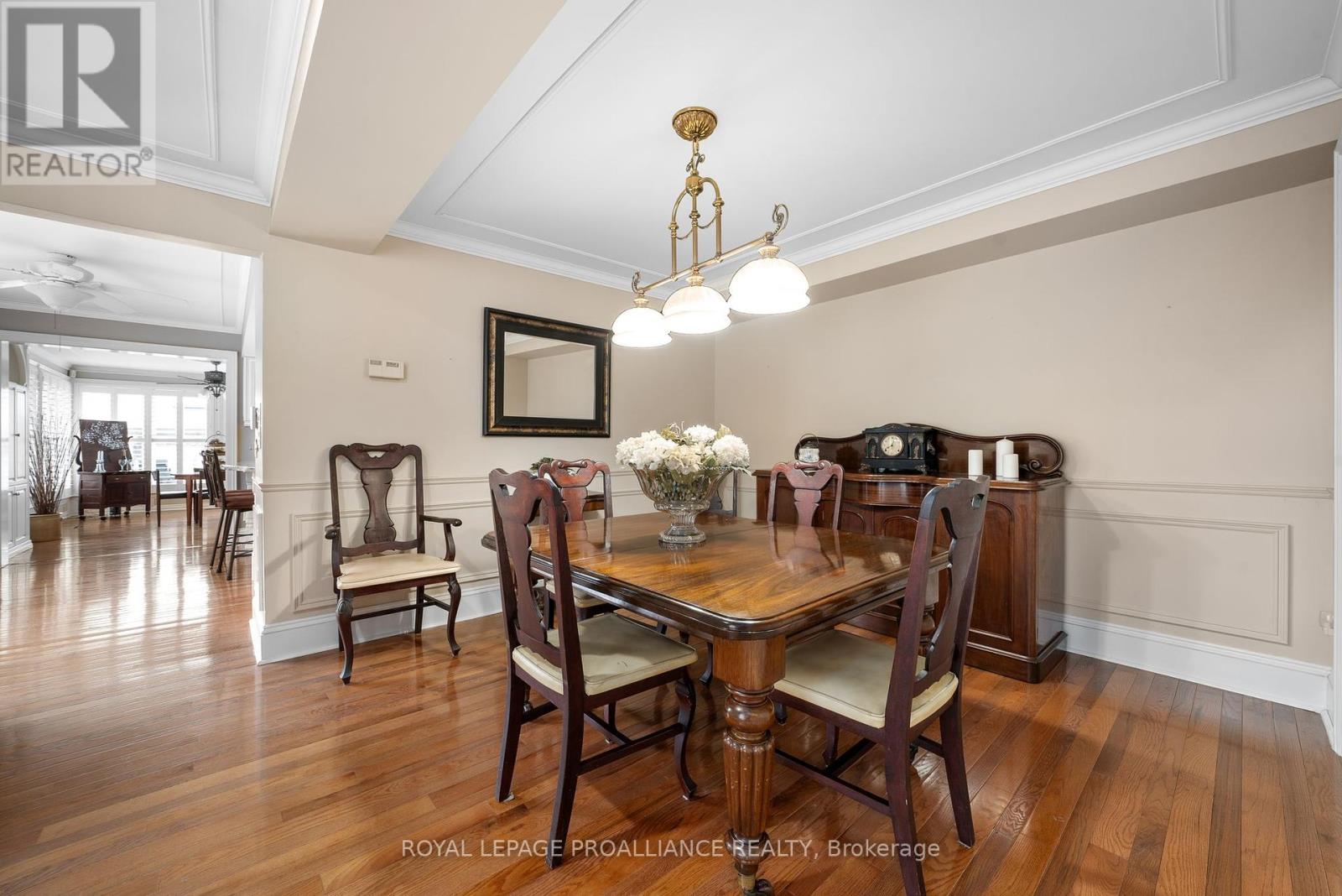 25 Prinyers Cove Crescent, Prince Edward County (North Marysburg Ward), Ontario  K0K 2T0 - Photo 10 - X10440537