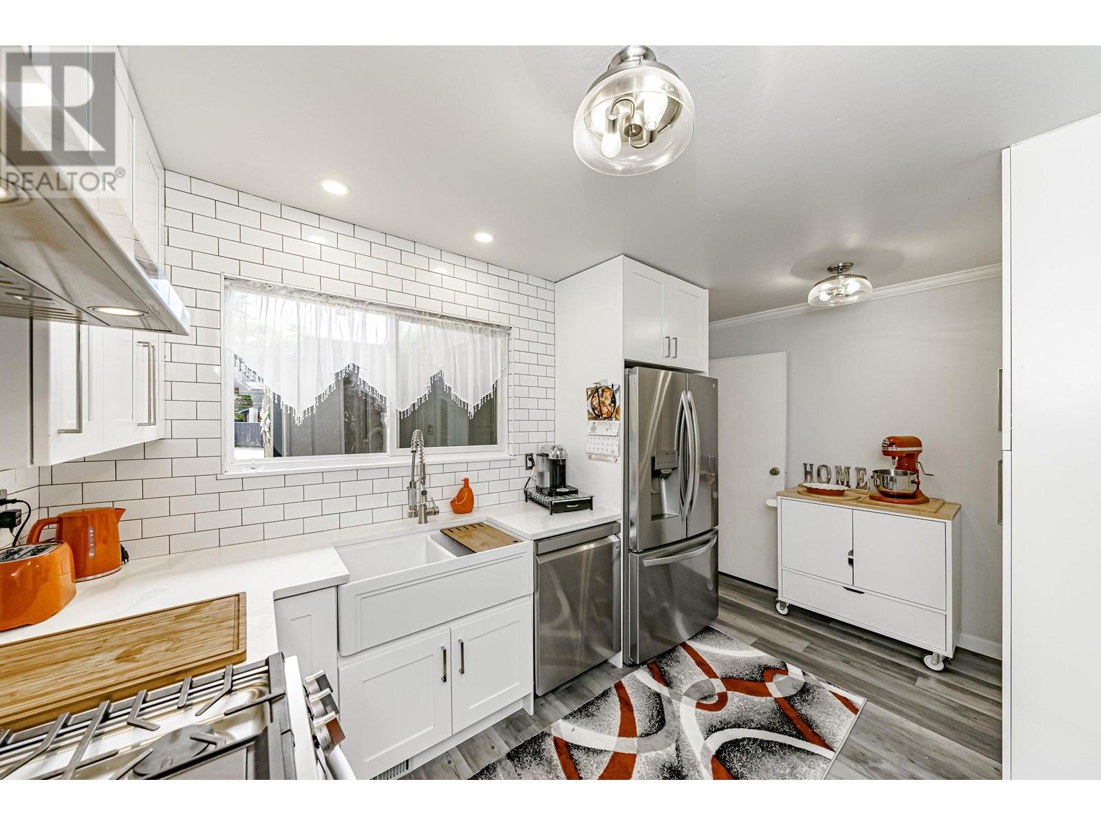 3035 Ashbrook Place, Coquitlam, British Columbia  V3C 4A8 - Photo 14 - R2912997