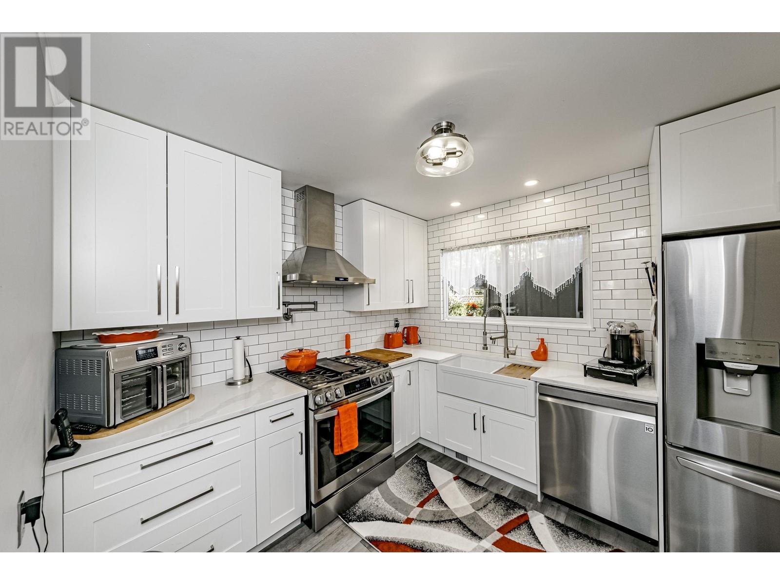 3035 Ashbrook Place, Coquitlam, British Columbia  V3C 4A8 - Photo 12 - R2912997