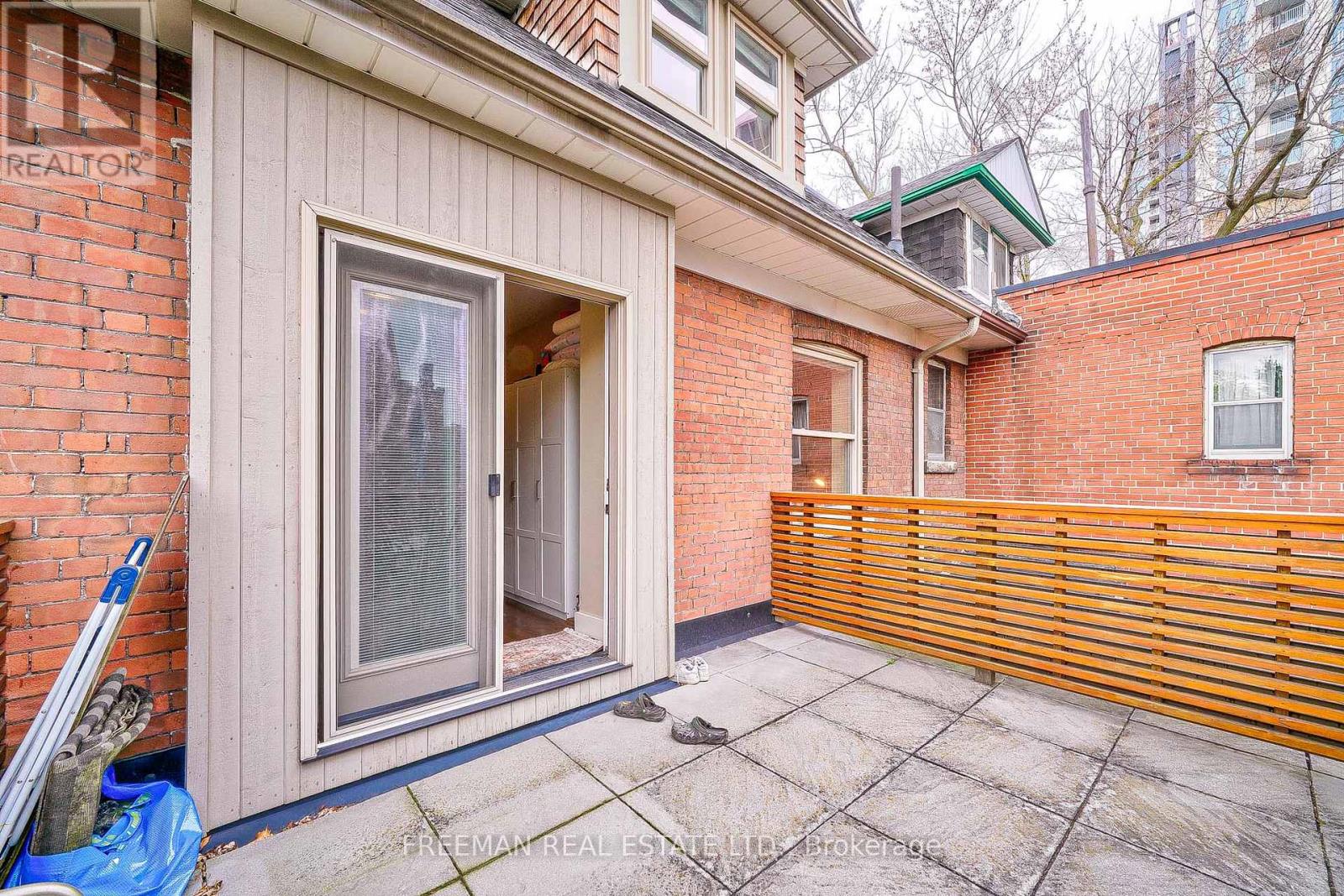 565 Markham Street, Toronto, Ontario  M6G 2L6 - Photo 17 - C11915436