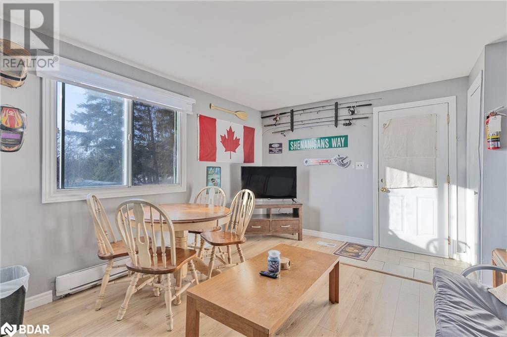 293 Matchedash Street N, Orillia, Ontario  L3V 4W1 - Photo 2 - 40689137