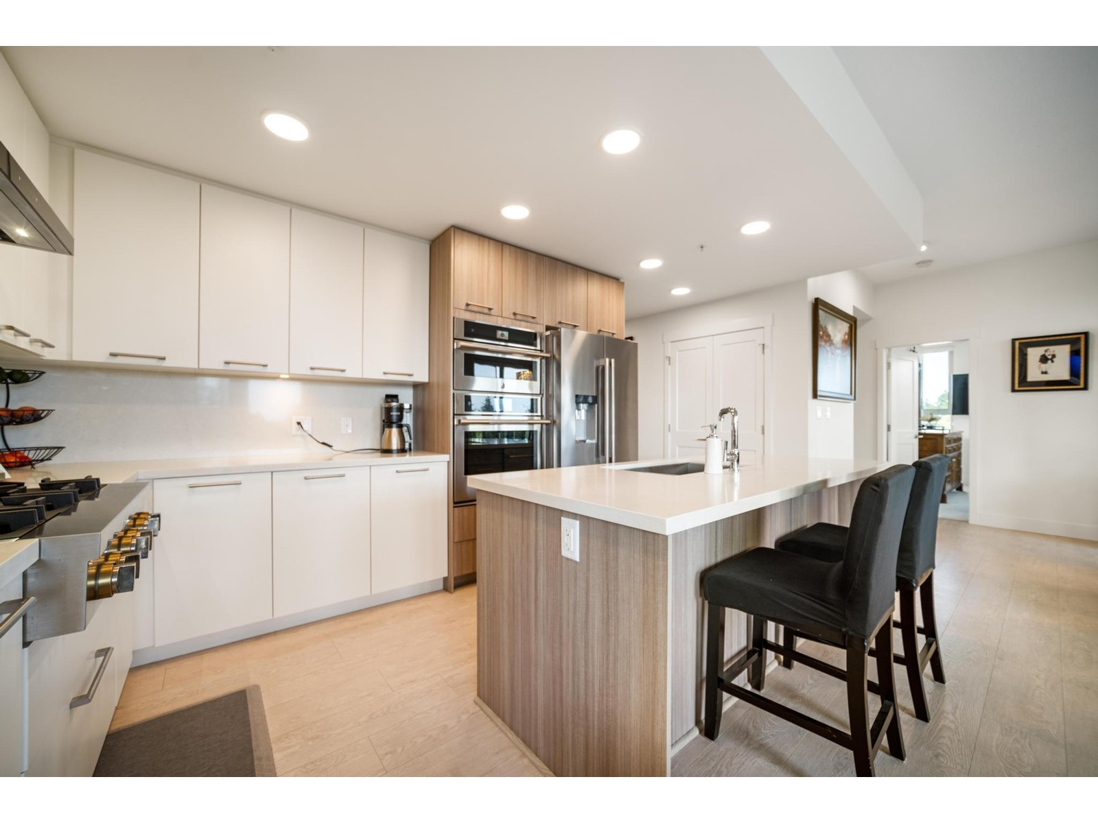 503 14022 North Bluff Rd Road, White Rock, British Columbia  V4B 0B7 - Photo 7 - R2953661
