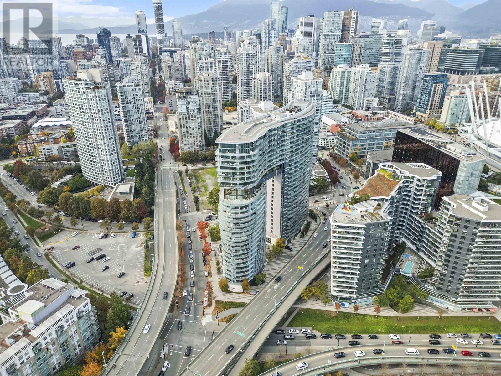 Listing Picture 30 of 37 : 605 89 NELSON STREET, Vancouver / 溫哥華 - 魯藝地產 Yvonne Lu Group - MLS Medallion Club Member