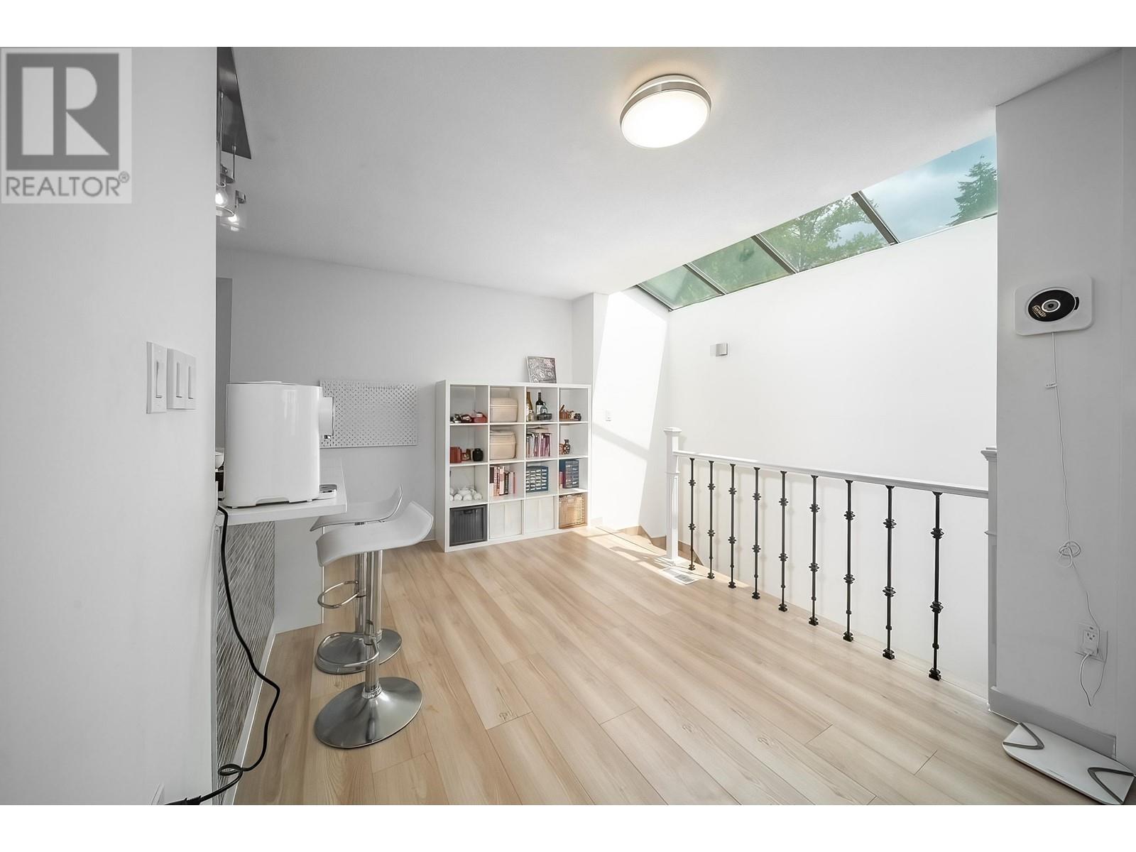 8566 Flowering Place, Burnaby, British Columbia  V5A 4B4 - Photo 17 - R2954352