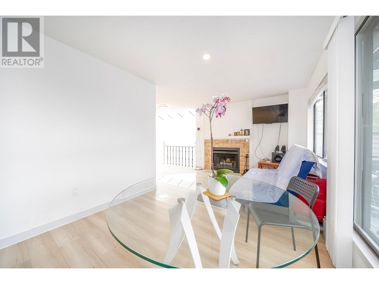 8566 Flowering Place, Burnaby, British Columbia  V5A 4B4 - Photo 14 - R2954352