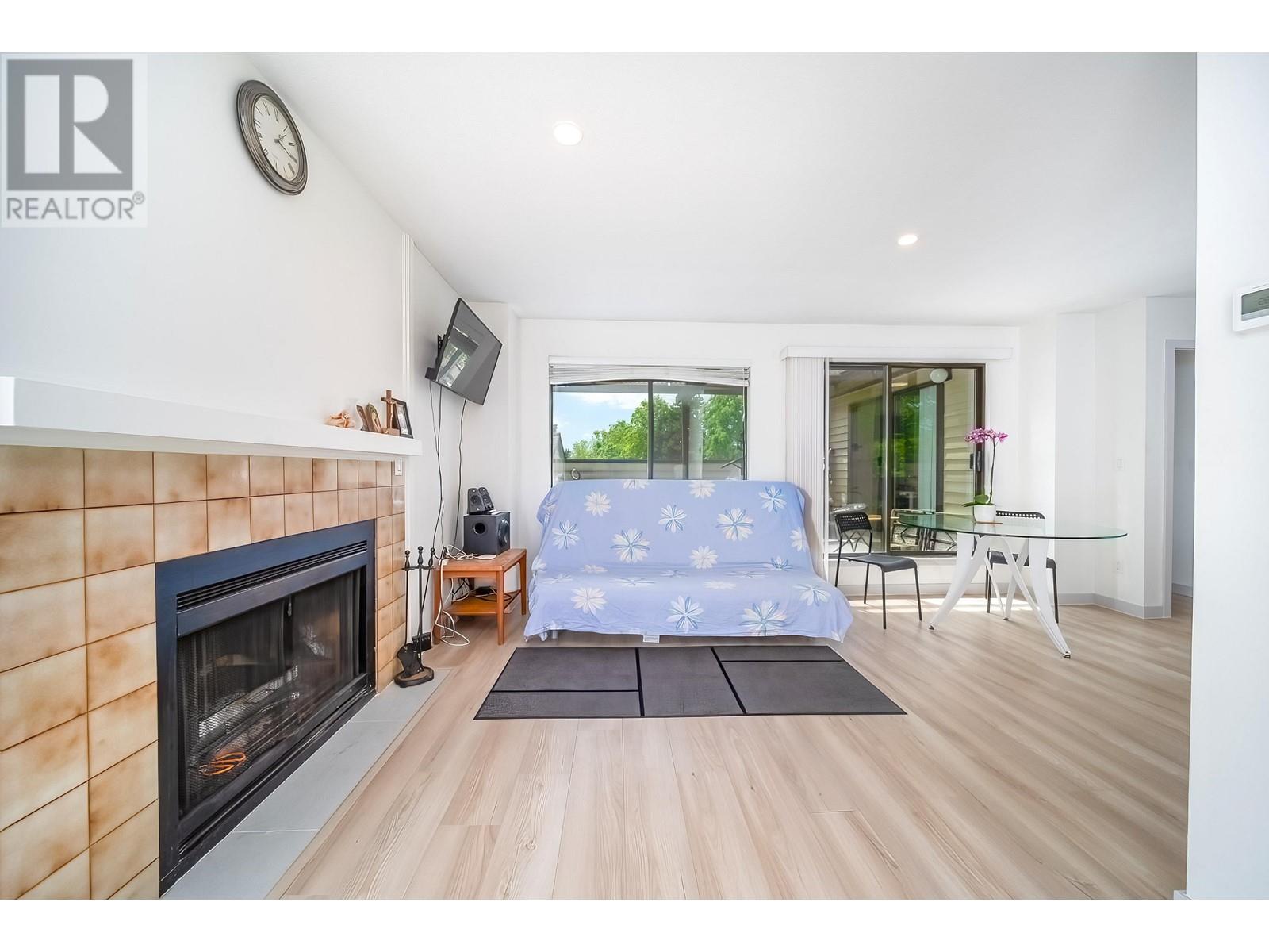 8566 Flowering Place, Burnaby, British Columbia  V5A 4B4 - Photo 8 - R2954352