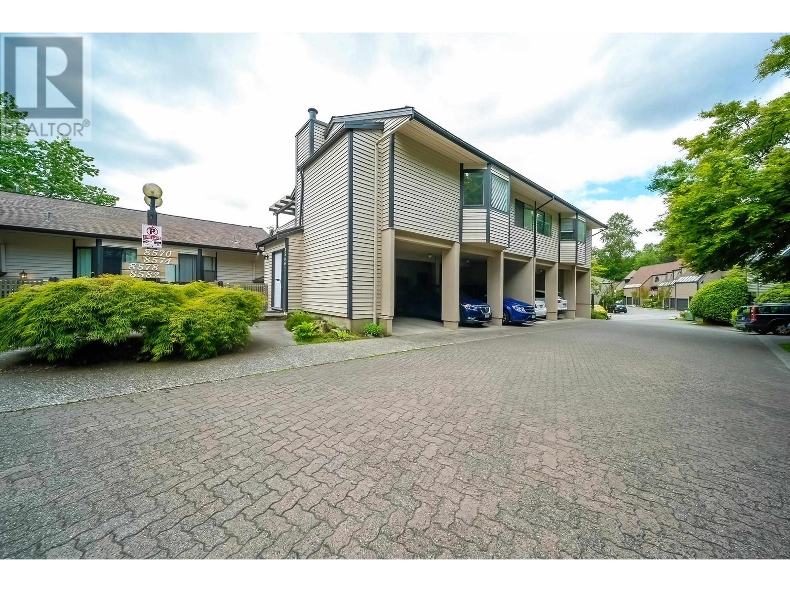8566 Flowering Place, Burnaby, British Columbia  V5A 4B4 - Photo 24 - R2954352