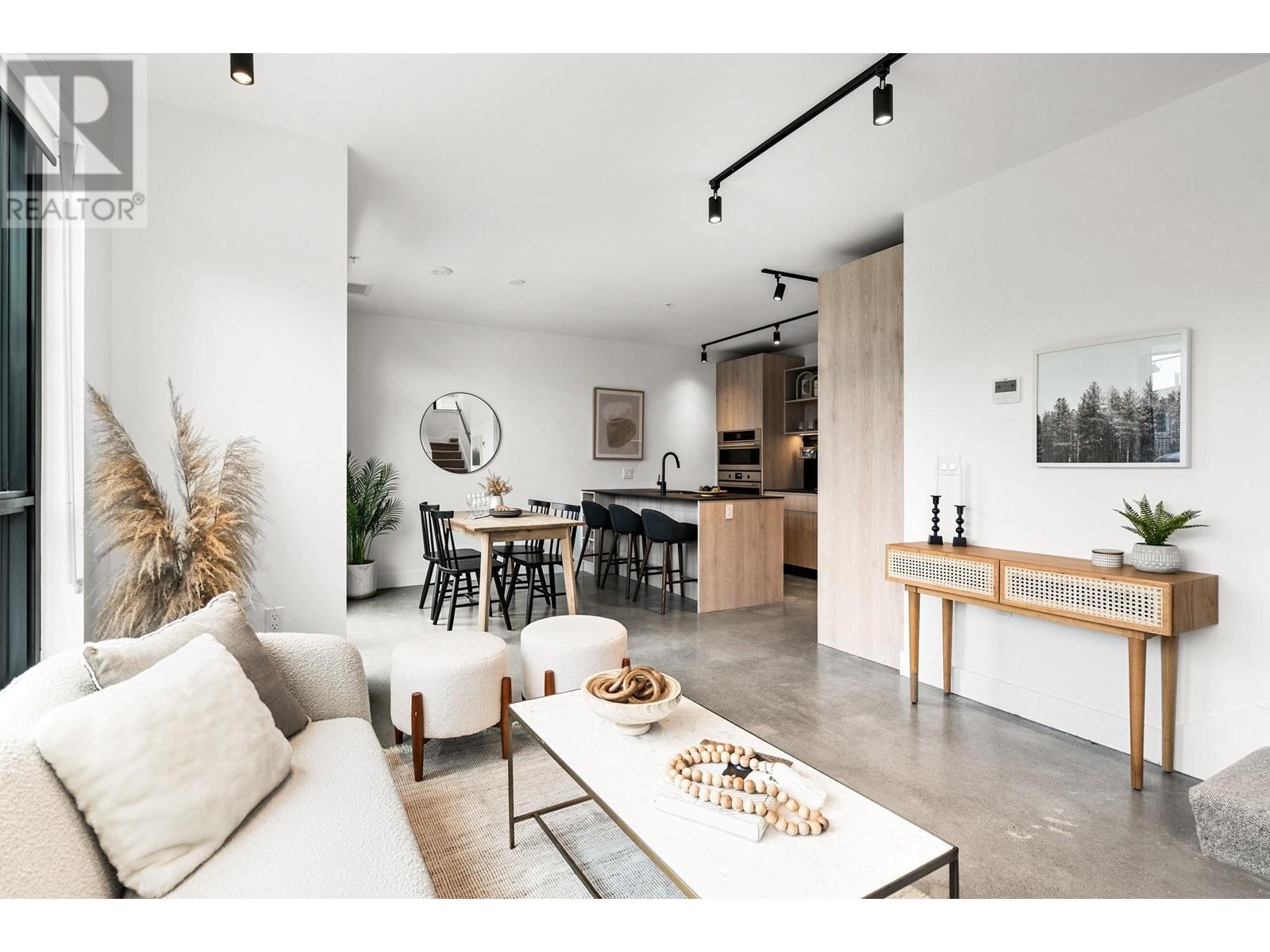 Listing Picture 6 of 32 : 4015 FLEMING STREET, Vancouver / 溫哥華 - 魯藝地產 Yvonne Lu Group - MLS Medallion Club Member