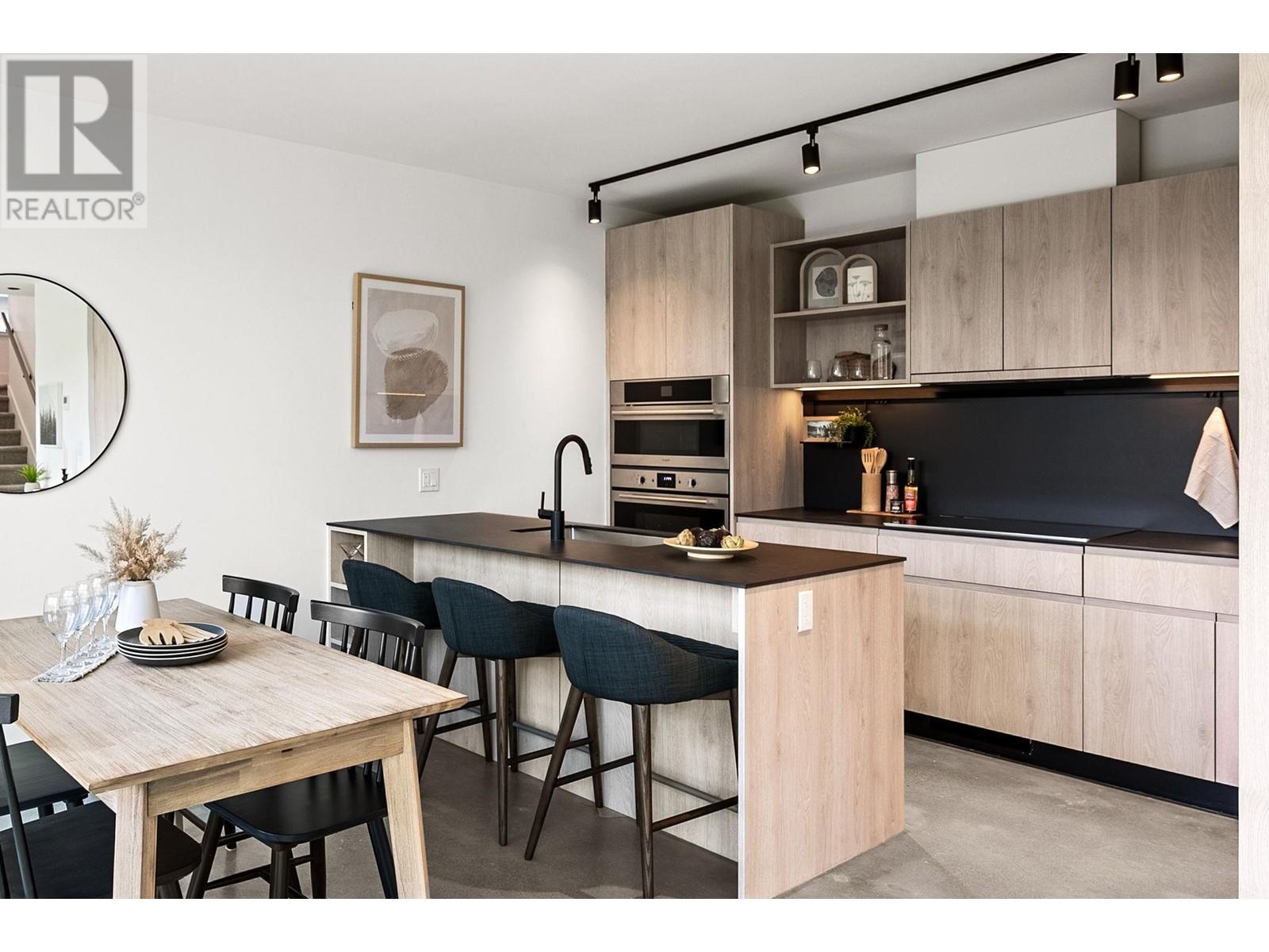 Listing Picture 9 of 32 : 4015 FLEMING STREET, Vancouver / 溫哥華 - 魯藝地產 Yvonne Lu Group - MLS Medallion Club Member