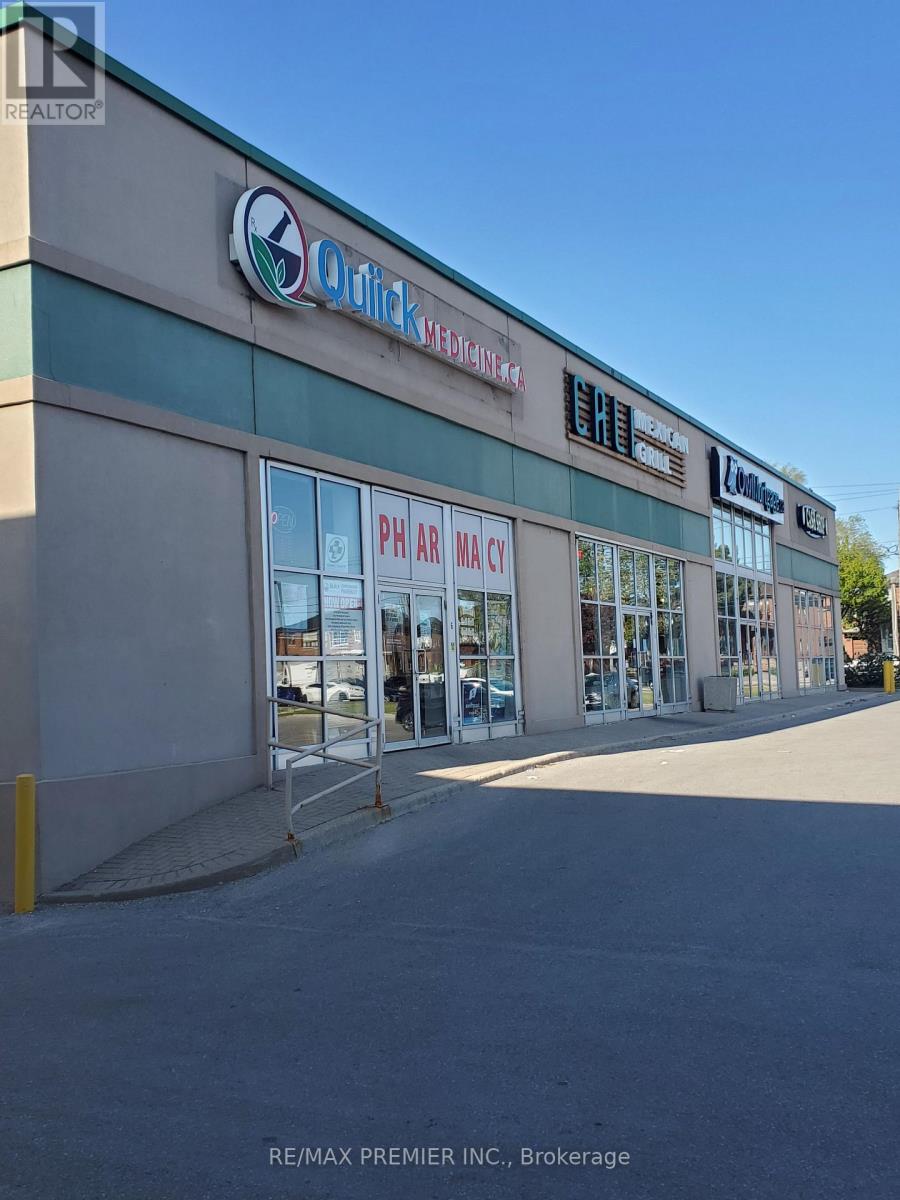 210 - 3200 Dufferin Street, Toronto (Yorkdale-Glen Park), Ontario  M6A 2T3 - Photo 3 - W11915611