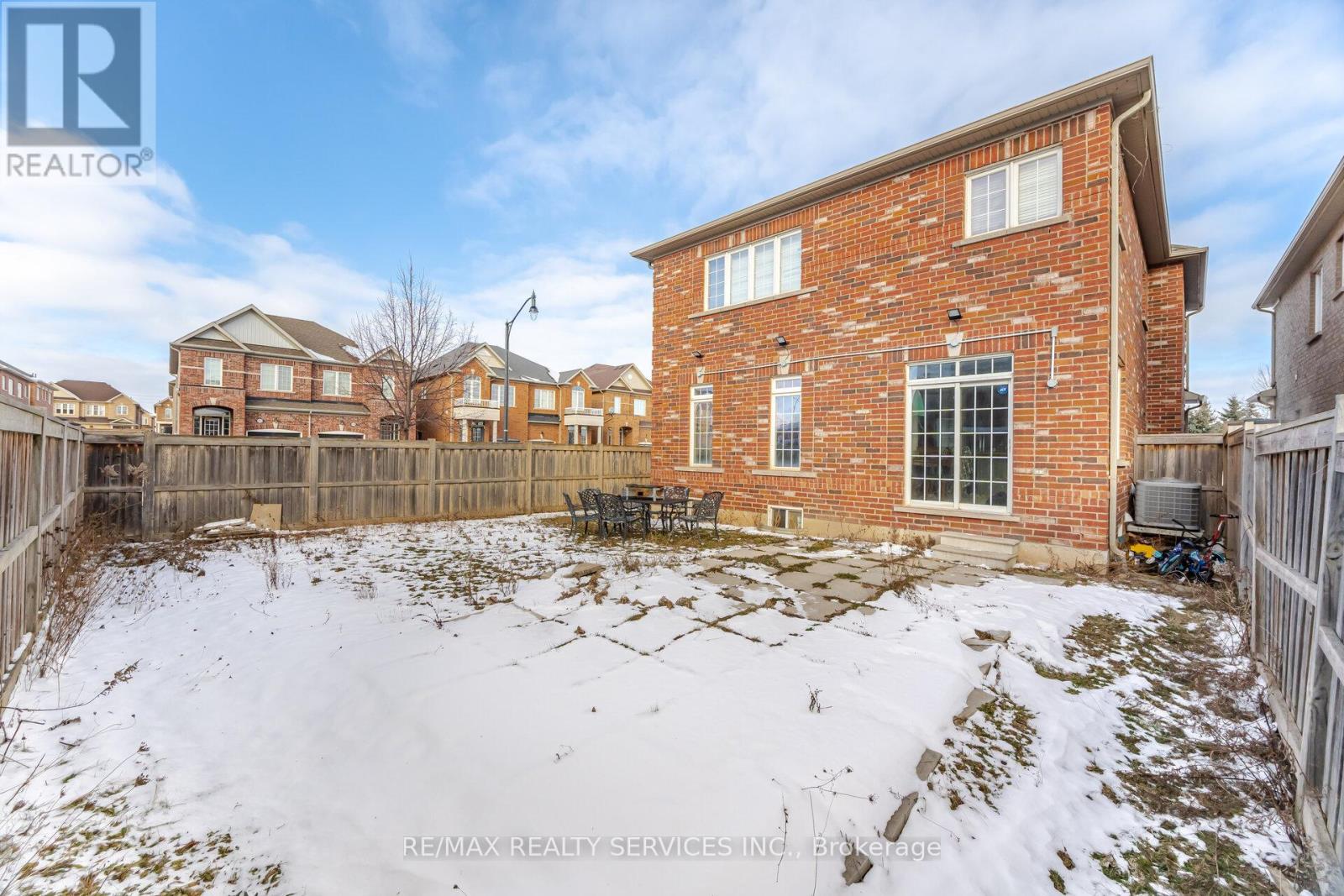 1 Ballyhaise Crescent, Brampton, Ontario  L6X 0Y2 - Photo 40 - W11915644