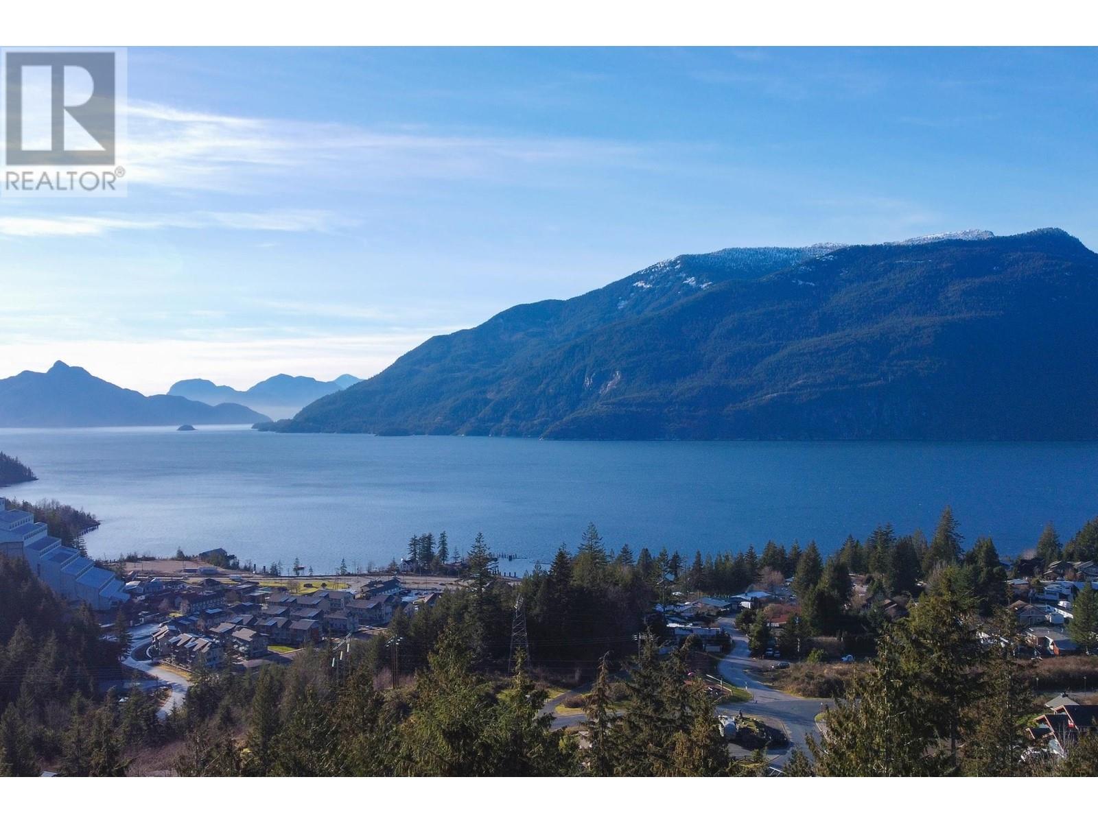 1024 Goat Ridge Drive, Britannia Beach, British Columbia  V8B 1J2 - Photo 2 - R2954359