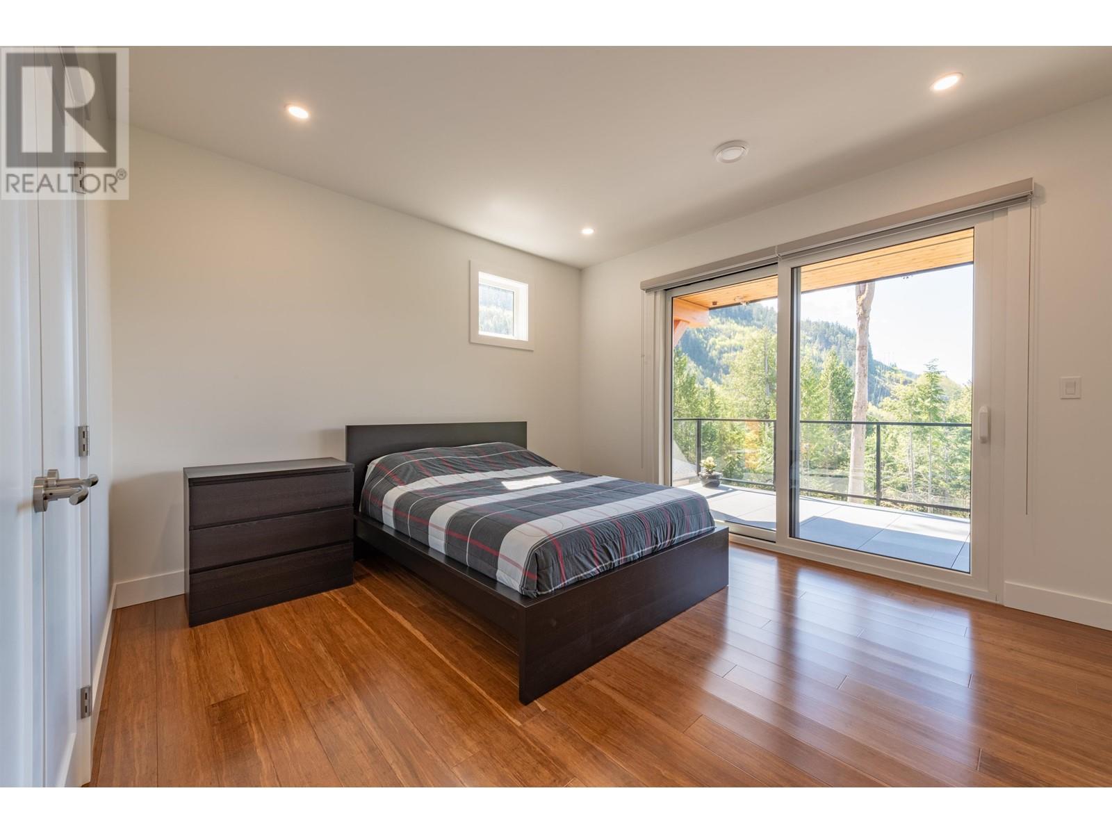 1024 Goat Ridge Drive, Britannia Beach, British Columbia  V8B 1J2 - Photo 30 - R2954359