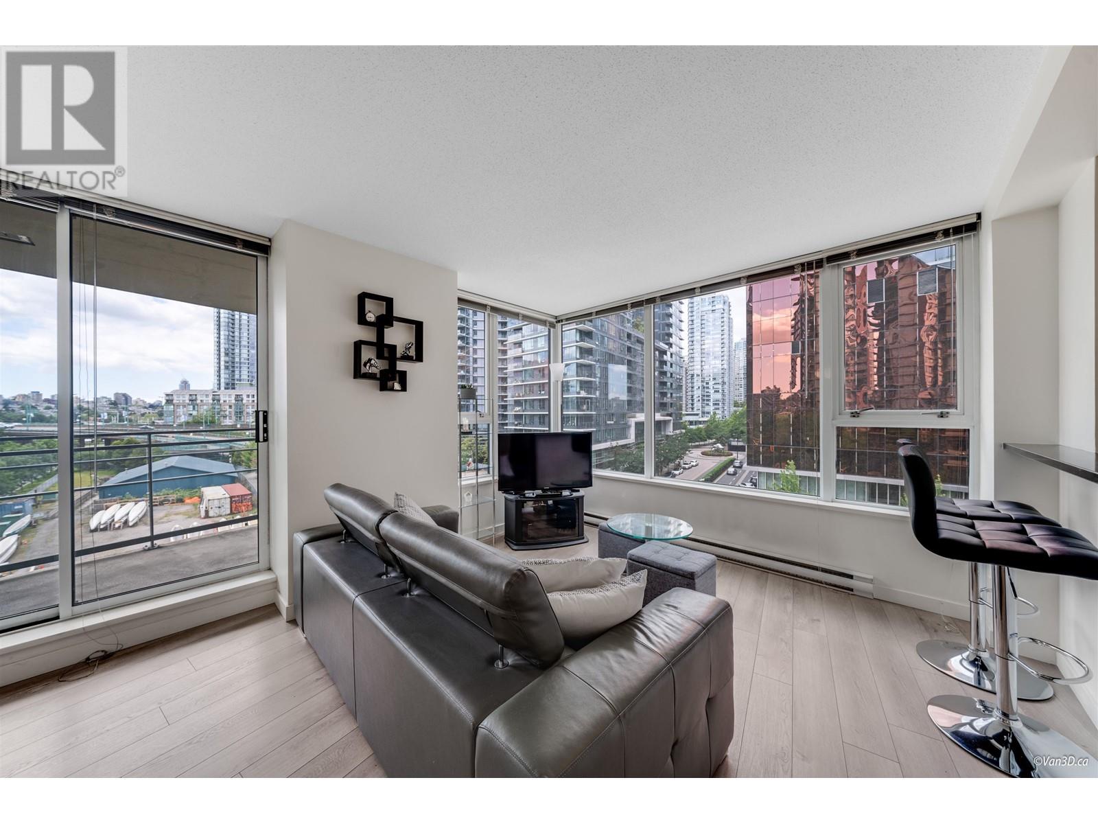 706 33 Smithe Street, Vancouver, British Columbia  V6B 0B5 - Photo 2 - R2954439