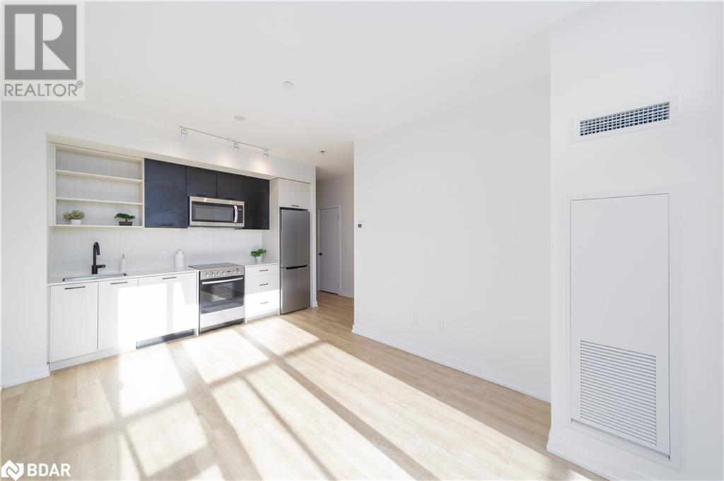 2300 St Clair Avenue West Unit# 18, Toronto, Ontario  M6N 0B3 - Photo 4 - 40689116