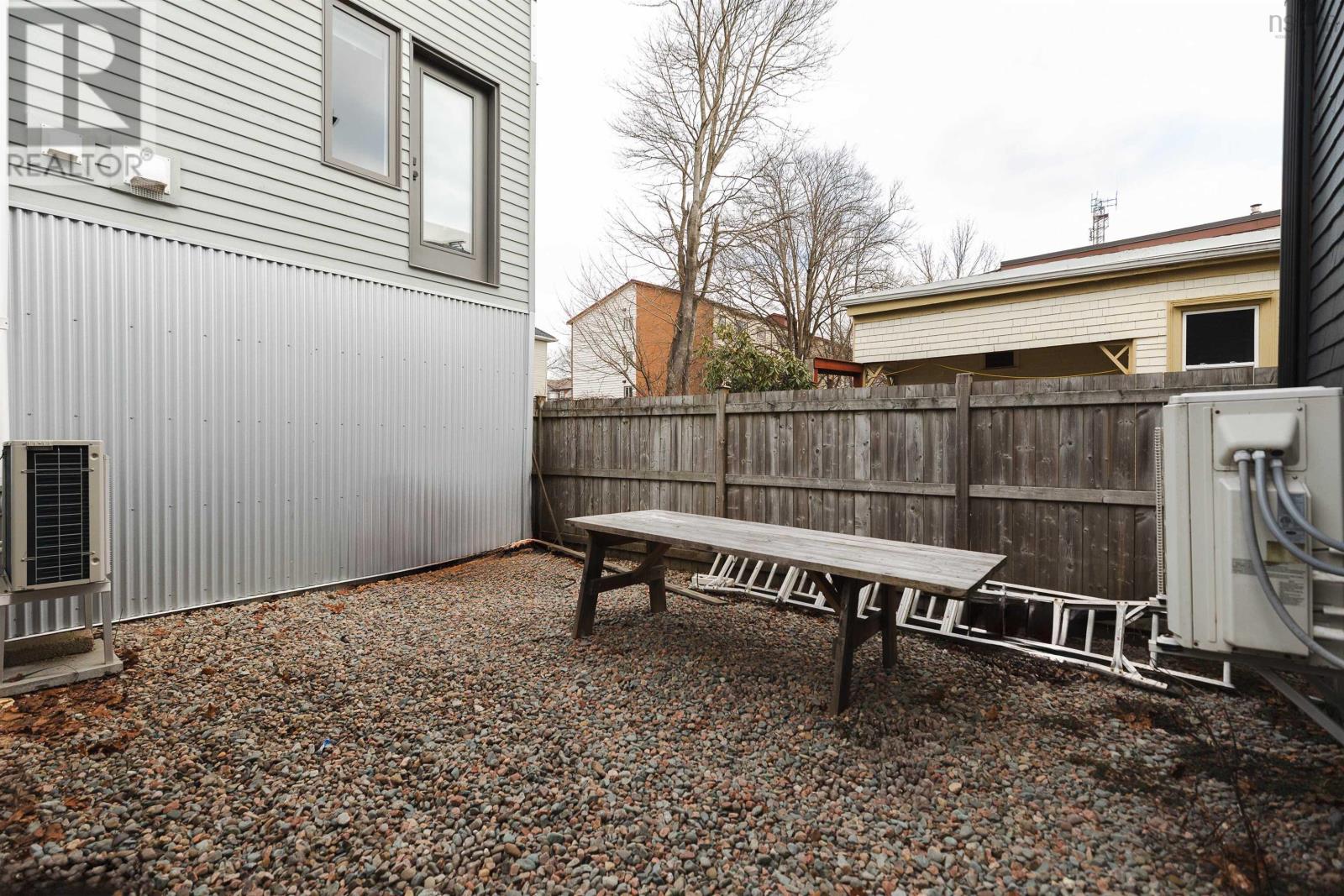 6057 Willow Street, Halifax, Nova Scotia  B3K 1L8 - Photo 26 - 202500541